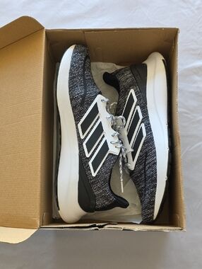 adidas Men's Black & White Knit Running Sneakers